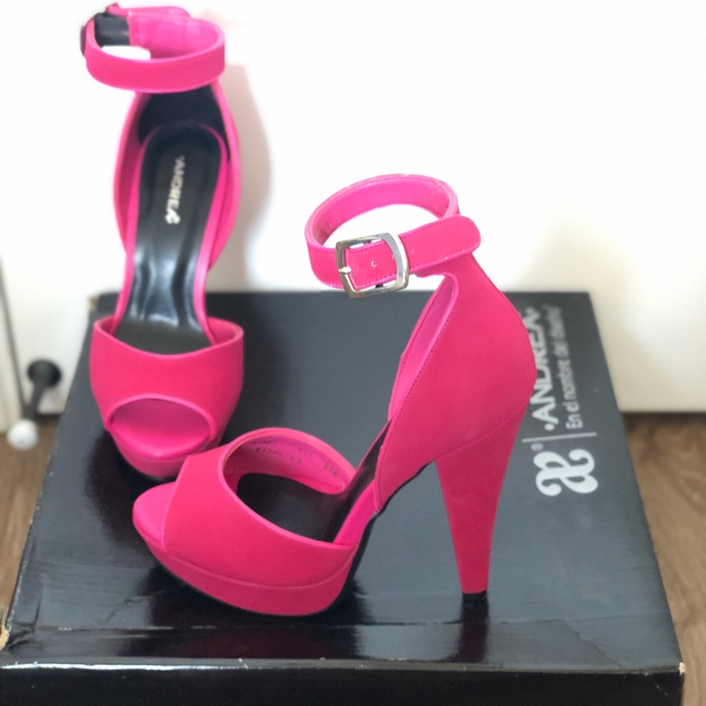 hot pink heels